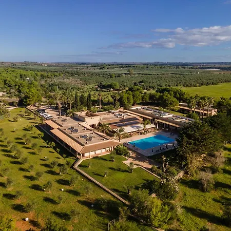 Masseria Le Pajare 4*